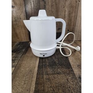 Betty Crocker BC-1701 White Electric Coffee Percolator 650W Retro Style 8.5"